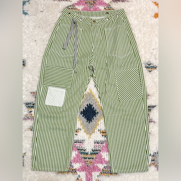 Cotton Green Striped Barrel Pants - Picture 2 of 4